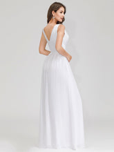 Load image into Gallery viewer, V-Neck Sleeveless Wedding  Dresses
