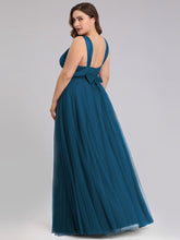 Load image into Gallery viewer, Plus Size Tulle Bridesmaid Dress
